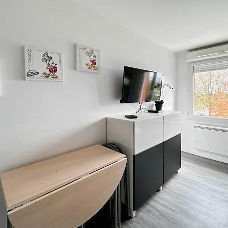 Le 82 - Pour 4 à 3 Minutes De Disneyland Paris Apartamento Montévrain